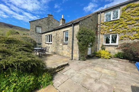 3 bedroom semi-detached house to rent, The Sycamores, Burnsall