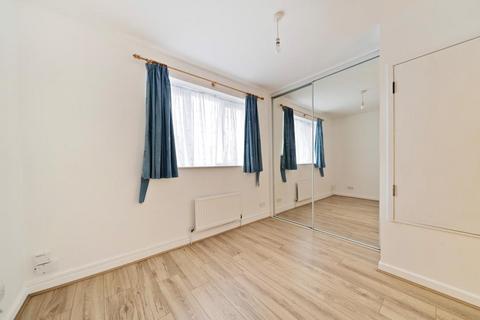undefined, Swynford Gardens,  Hendon,  NW4