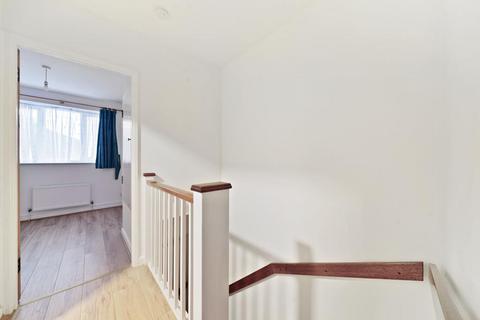 undefined, Swynford Gardens,  Hendon,  NW4