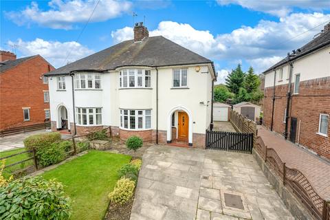 4 bedroom semi-detached house for sale, St. Chads Drive, Leeds, West Yorkshire