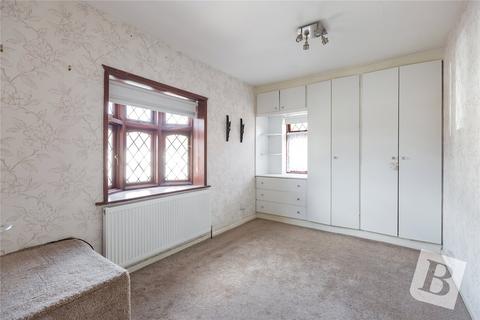 3 bedroom end of terrace house for sale, Dagenham Avenue, Dagenham, RM9