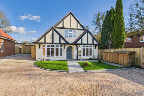 3 bedroom detached house for sale, High Street, Crowthorne, Berkshire, RG45