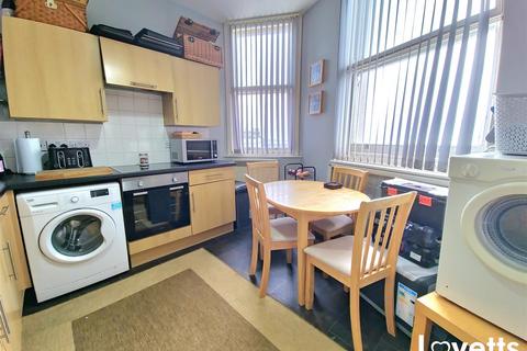 2 bedroom flat for sale, Fort Hill, Margate