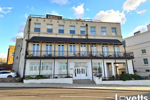 2 bedroom flat for sale, Fort Hill, Margate