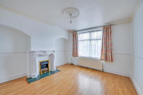 3 bedroom terraced house for sale, Harris Road, Dagenham, Essex