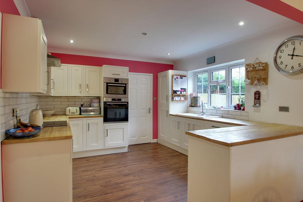 Open plan Lounge/Kitchen/Dining Room