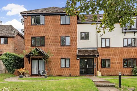 1 bedroom flat for sale, High Wycombe,  Buckinghamshire,  HP12