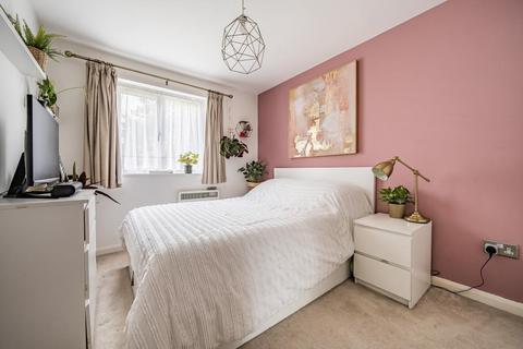 1 bedroom flat for sale, High Wycombe,  Buckinghamshire,  HP12