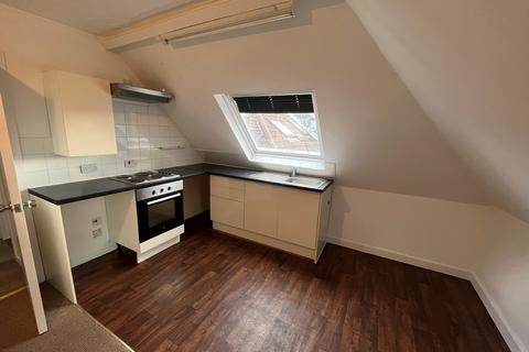 Studio to rent, Aylesbury Road, Bournemouth, BH1