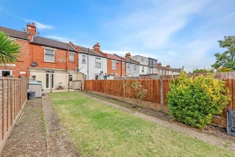 3 bedroom house for sale, Green Lane, Penge, London