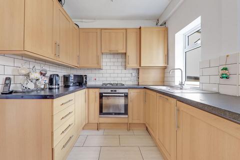 3 bedroom house for sale, Green Lane, Penge, London