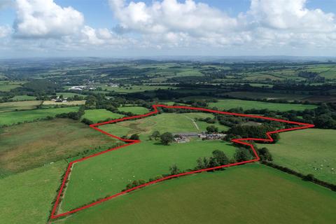 Farm for sale, Mydroilyn