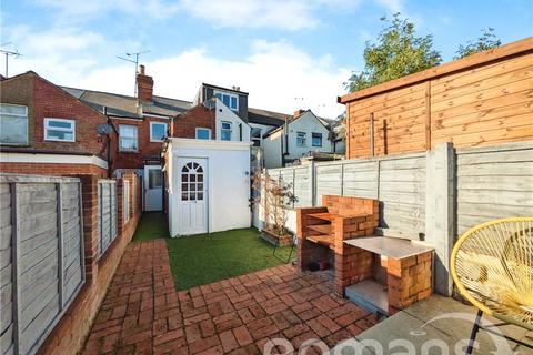 2 bedroom terraced house for sale, Clarendon Road, Reading, Berkshire