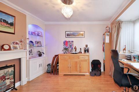 4 bedroom semi-detached house for sale, Burwood Road, Hersham Village KT12