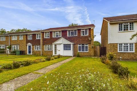 3 bedroom end of terrace house for sale, GLEAMING WOOD DRIVE, CHATHAM ME5