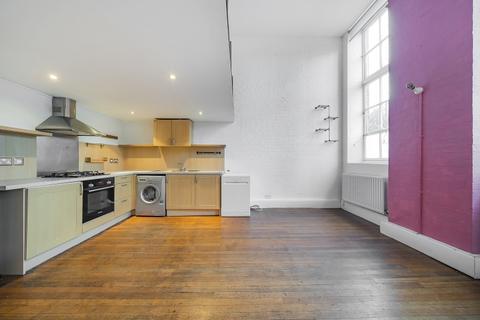 2 bedroom flat to rent, Gervase Street London SE15