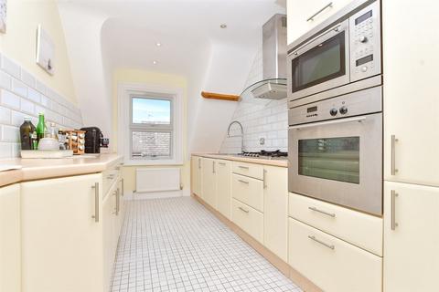 3 bedroom penthouse for sale, Avenue Road, Banstead, Surrey