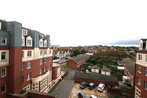 1 bedroom flat for sale, De La Warr Parade