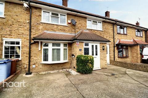 3 bedroom terraced house for sale, Long Lane, Grays