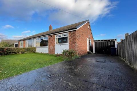 2 bedroom semi-detached bungalow to rent, White Lee Side, Heckmondwike