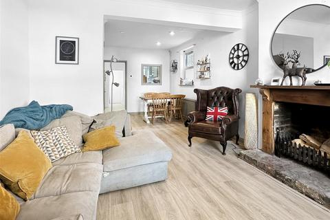45 Brookfields, Cambridge, CB1 3NZ