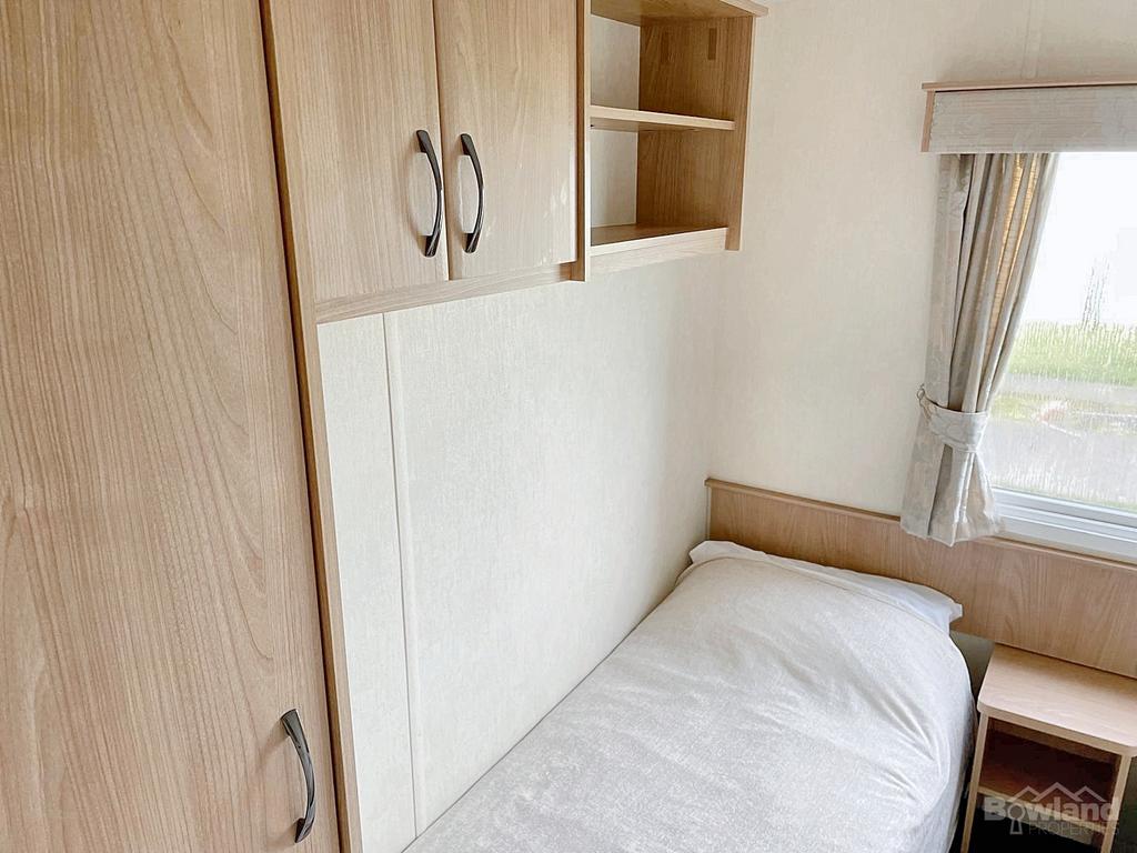 Twin bedroom with storage