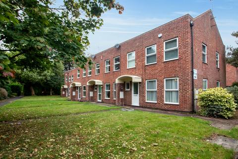 3 bedroom terraced house to rent, Spean Court Wollaton Road, Nottingham, Nottinghamshire, NG8