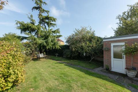 2 bedroom semi-detached bungalow for sale, Salisbury Avenue, Broadstairs, CT10