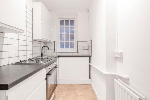 2 bedroom flat to rent, Scott Ellis Gardens London NW8