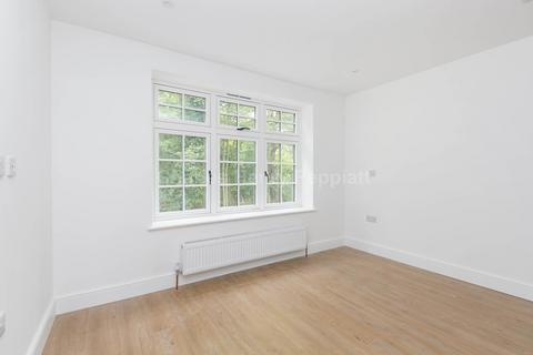 2 bedroom apartment to rent, Shenley Lane, St Albans, AL2