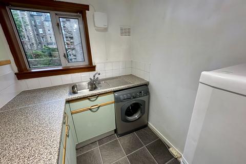 2 bedroom flat to rent, Watson Street, Dundee DD4