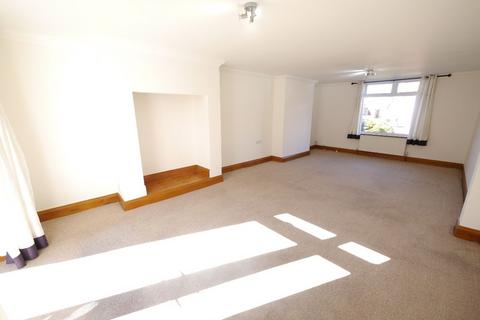 3 bedroom end of terrace house for sale, Wood Street, Burnopfield