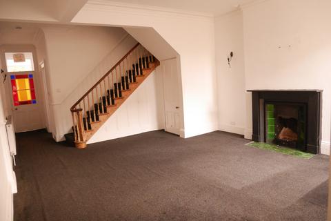 4 bedroom terraced house to rent, Shrubbery Terrace, Weston-super-Mare, North Somerset