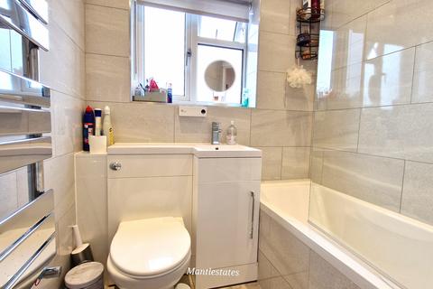 2 bedroom flat for sale, 43 Woodville Road, Barnet EN5