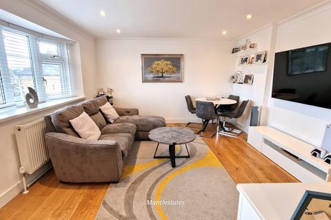 2 bedroom flat for sale, 43 Woodville Road, Barnet EN5