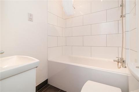 1 bedroom apartment to rent, New North Road, London, N1