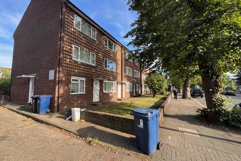 2 bedroom maisonette for sale, Boston Manor Road