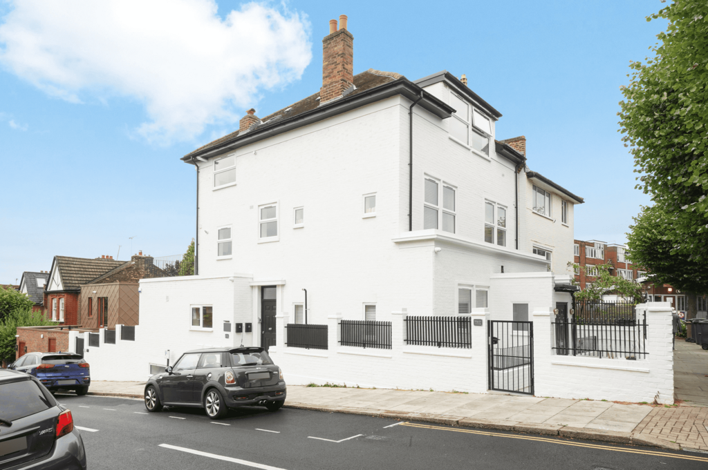 Ridge Road, London, N8 3 bed duplex to rent £3,650 pcm (£842 pw)