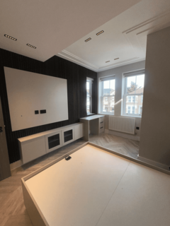 2 bedroom duplex to rent, Arlington Gardens, Ilford, IG1