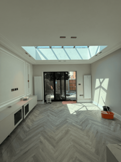 2 bedroom apartment to rent, Arlington Gardens, Ilford, IG1