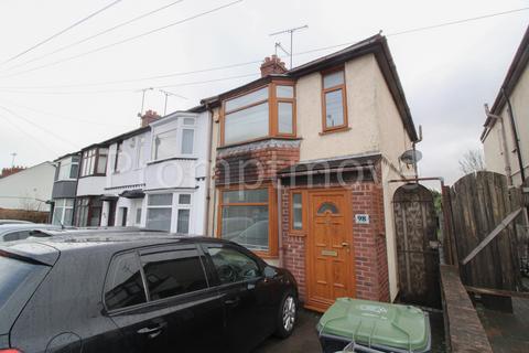 3 bedroom terraced house to rent, Waller Avenue Luton LU4 9RR