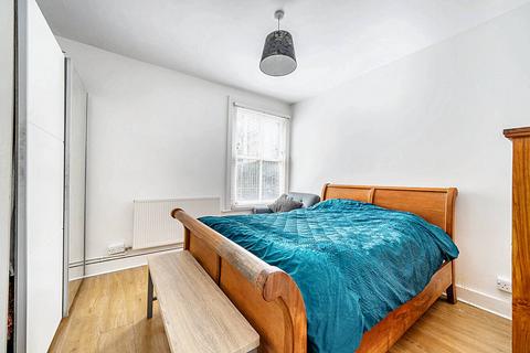 23 Leucha Road, London, E17 7LJ