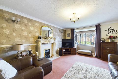 3 bedroom detached house for sale, Chesterfield S45