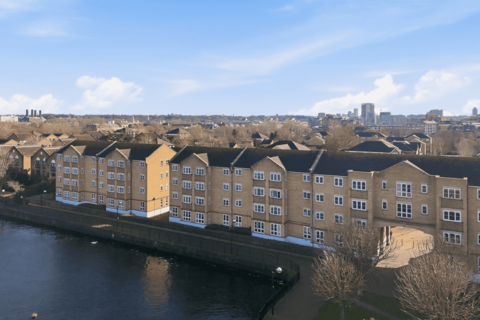 1 bedroom apartment to rent, Wheat Sheaf Close, London, E14