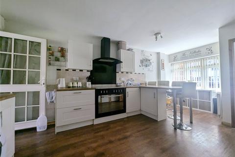 3 bedroom terraced house for sale, Totland Road, Gosport, Hampshire, PO13