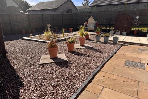 3 bedroom detached bungalow for sale, Llys Tir Nant, Tycroes, Ammanford