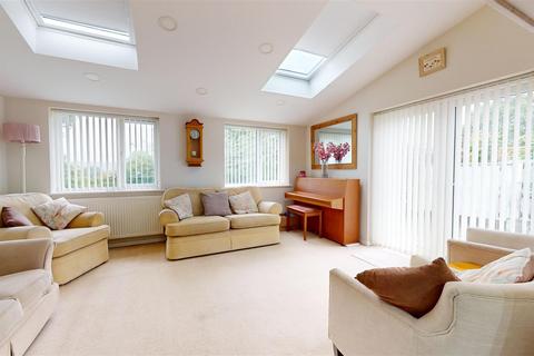 16 Beacon View, Coleford, Radstock, BA3 5PE