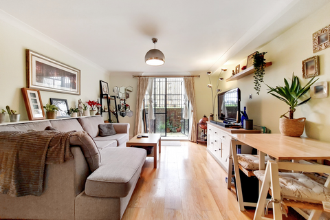 1 bedroom apartment for sale, Slipway House, London, E14