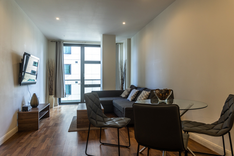 2 bedroom apartment for sale, South Quay Square, London, E14