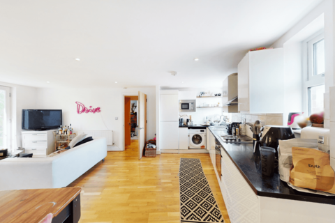 3 bedroom apartment for sale, Cadogan Terrace, London, E9